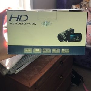 Digital video camera
